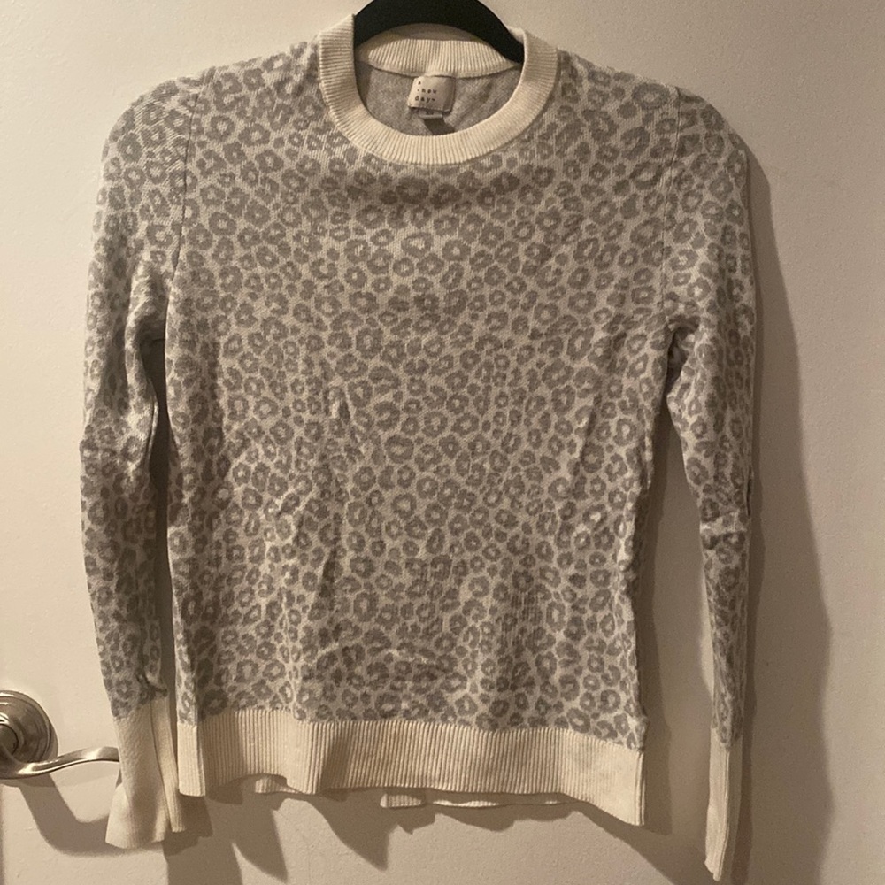 Light sweater